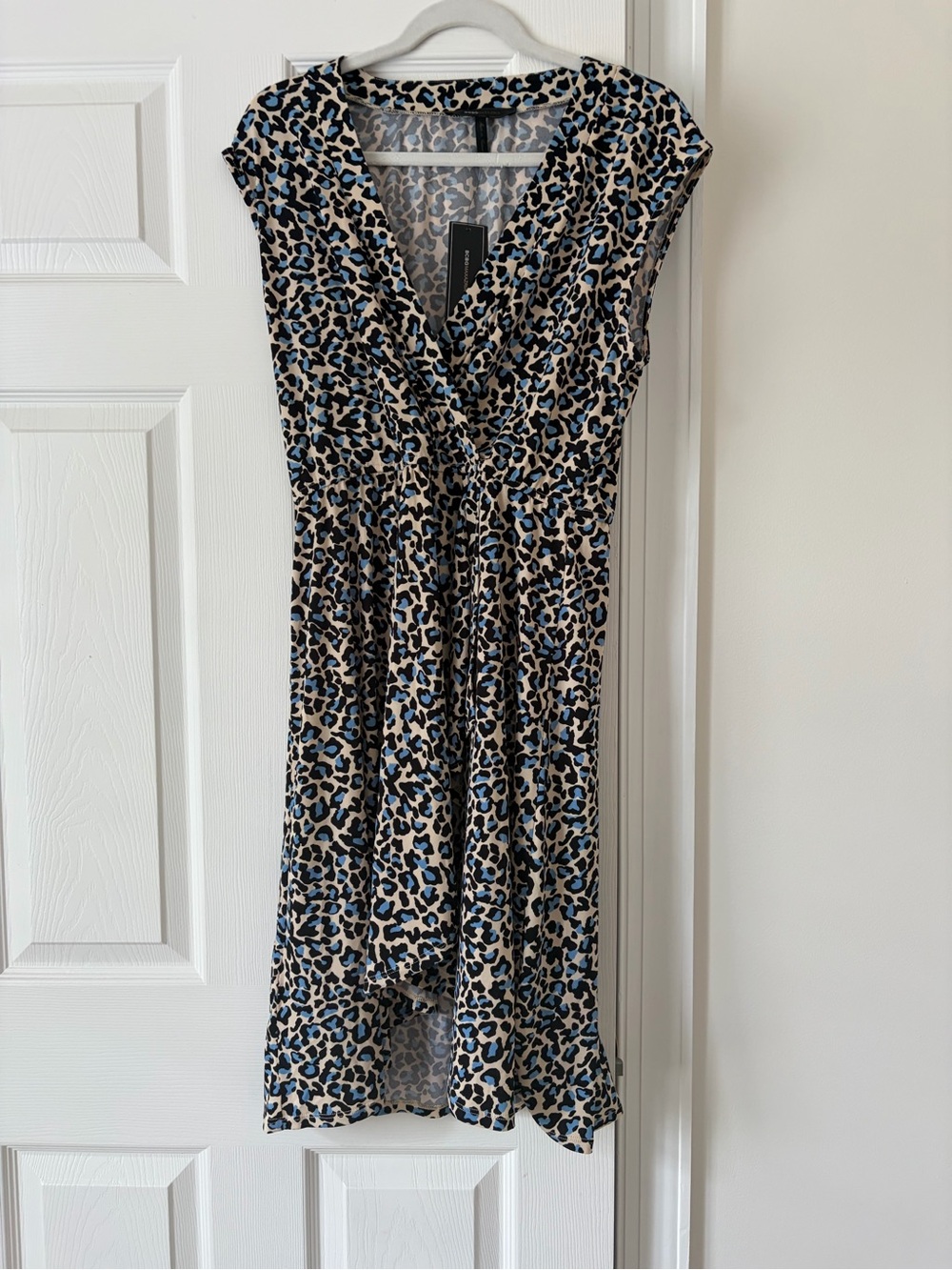 BCBG Cap Sleeve Leopard Print V-Neck Dress in Blue and Beige